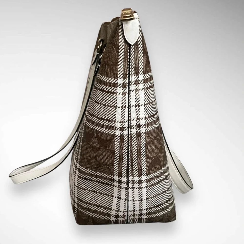 Coach Tan and Cream Checkered Tote Bag - Picture 4 of 13